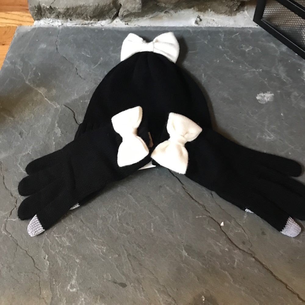 NWT Kate Spade Colorblock Bow Cuff Hat & gloves